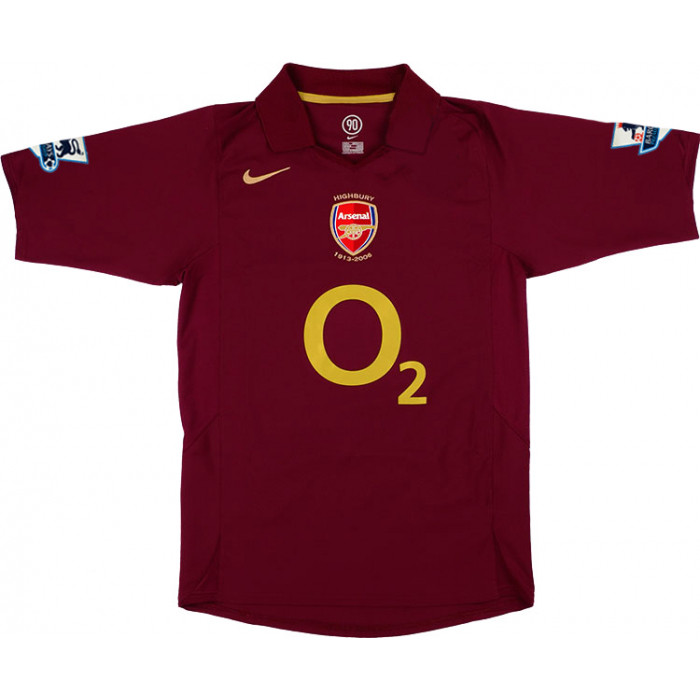 Top 10 Retro Arsenal Shirts in History | Football Fan Gifts